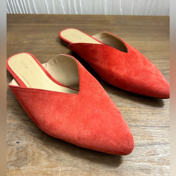 Red mules- perfect for the holidays and Valentines 💌 - Picture 1 of 8